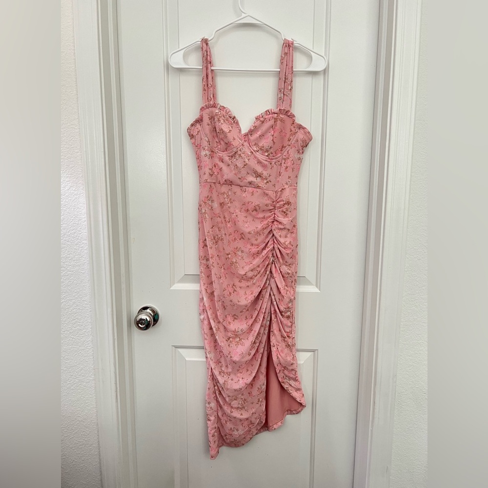 SHEIN • Asymmetrical bustier floral dress in pink • Size Medium